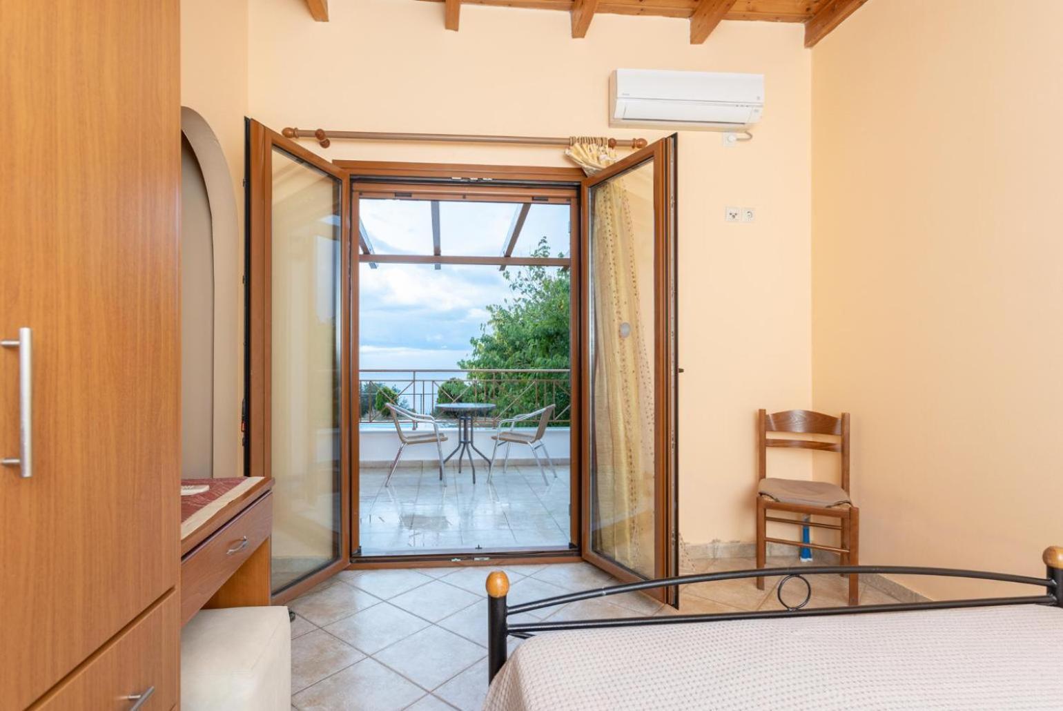 Villa Aetos Vasilikiadhes Exterior photo